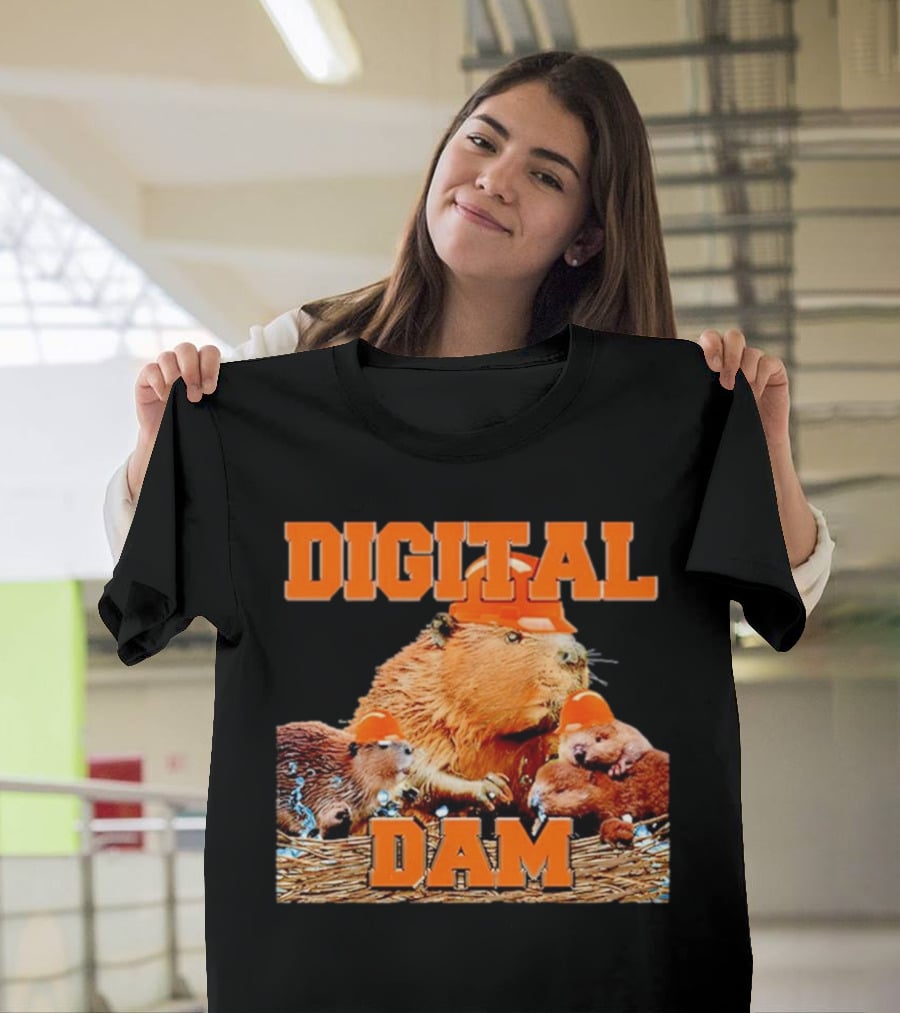 DIGITAL DAM BEAVER WITH HARD HATS T-Shirt