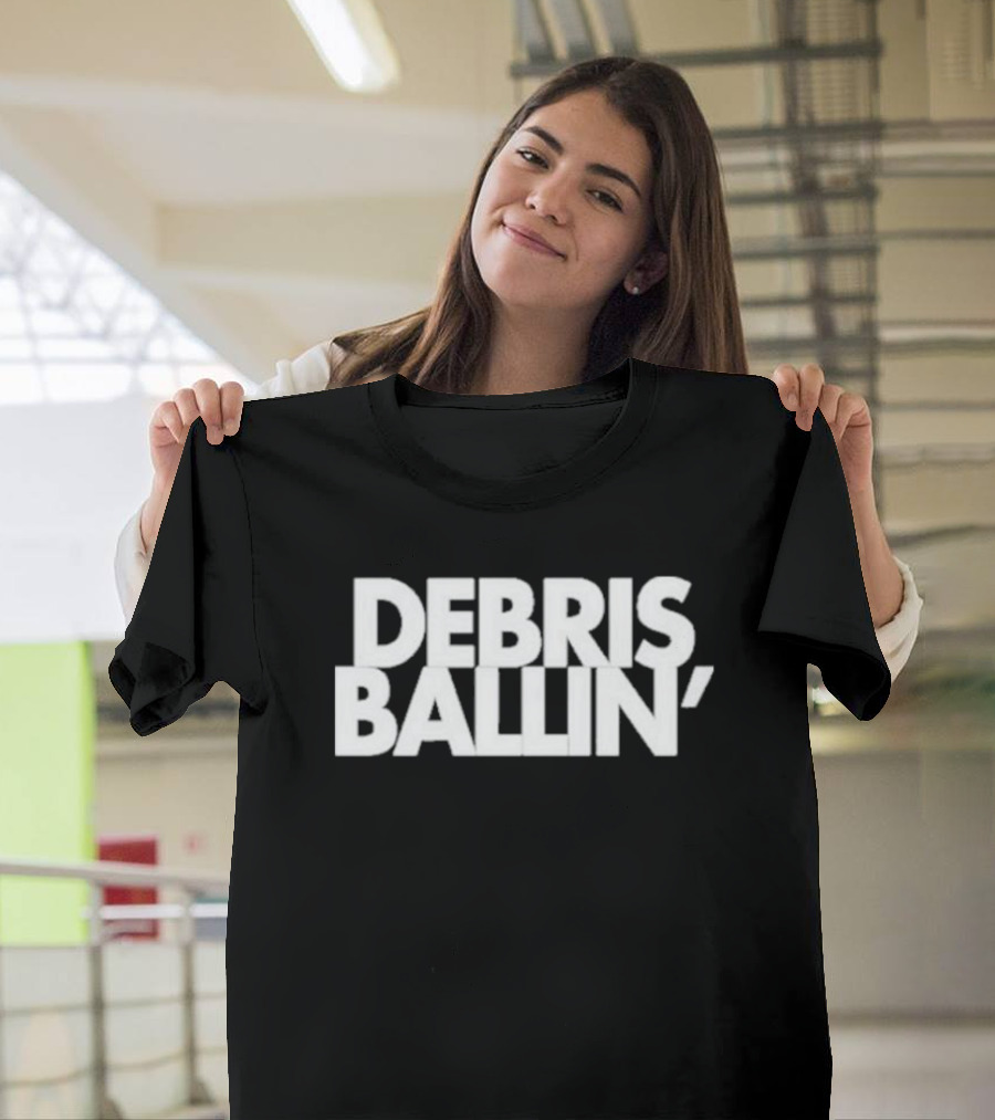 Debris Ballin' Bold Textual T-Shirt