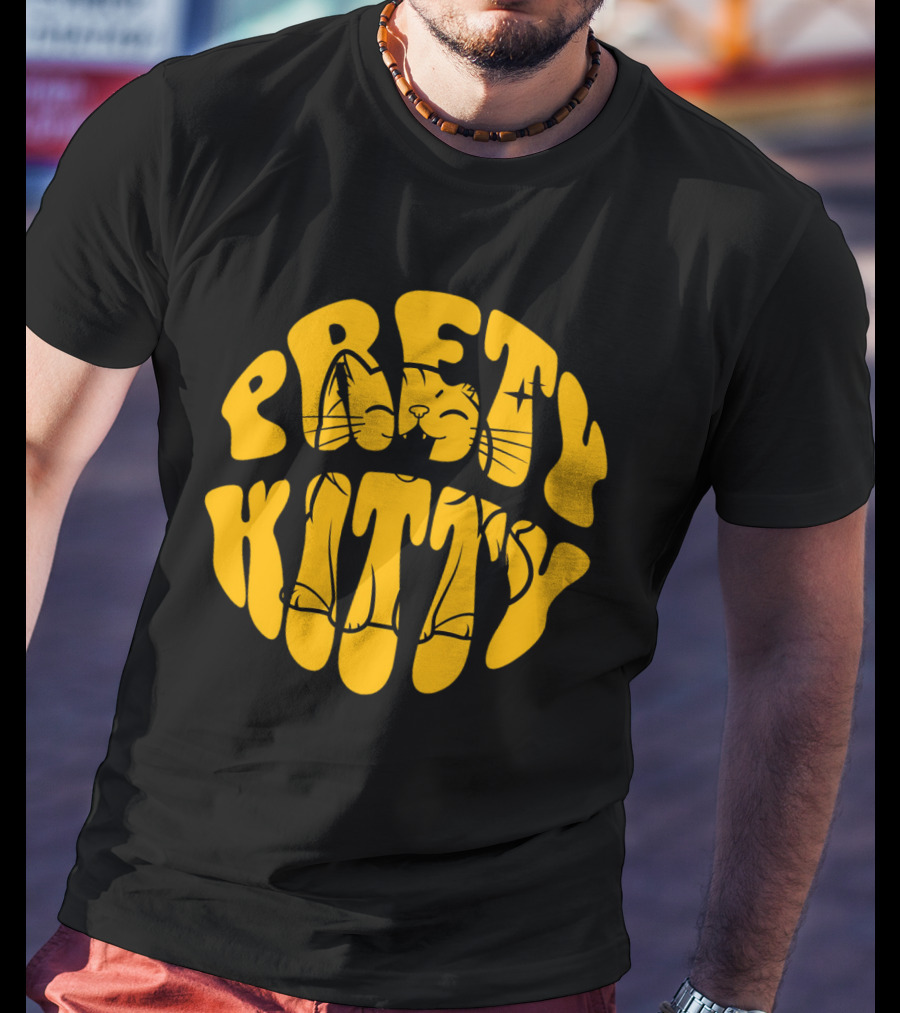 Pretty Kitty Cute Happy Cat Yellow Retro T-Shirt