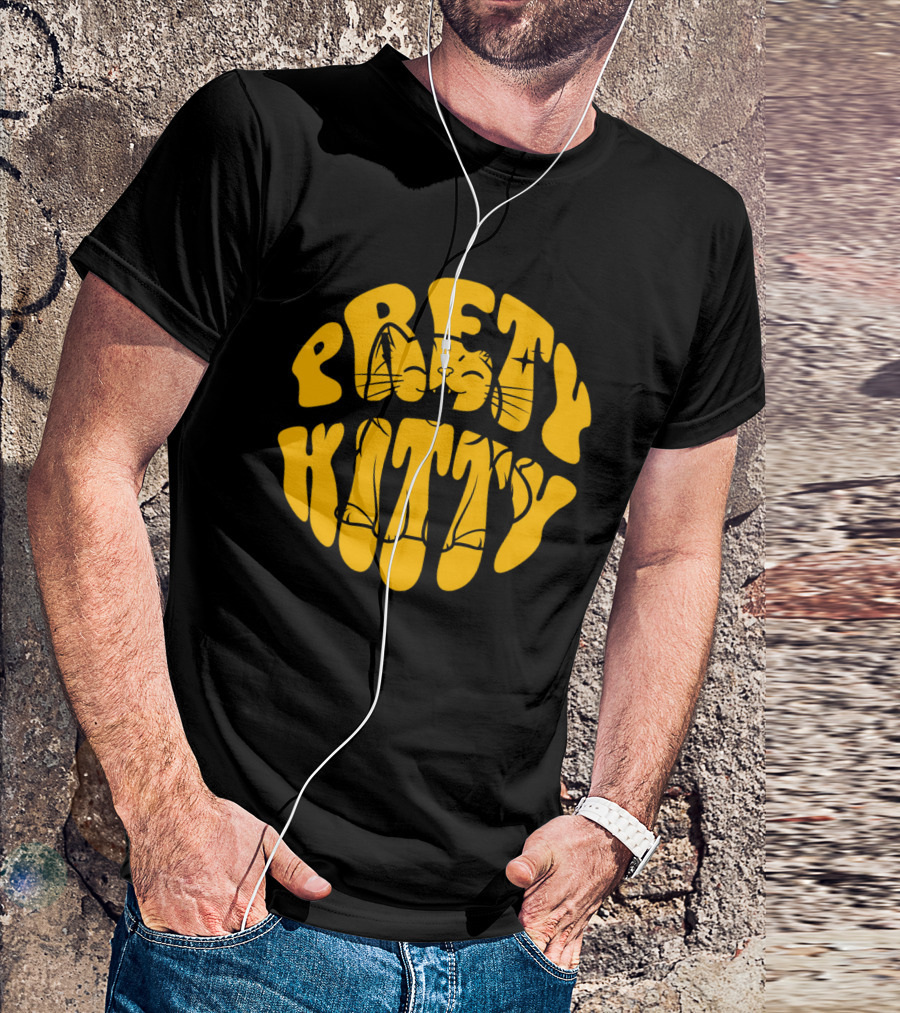 Pretty Kitty Cute Happy Cat Yellow Retro T-Shirt