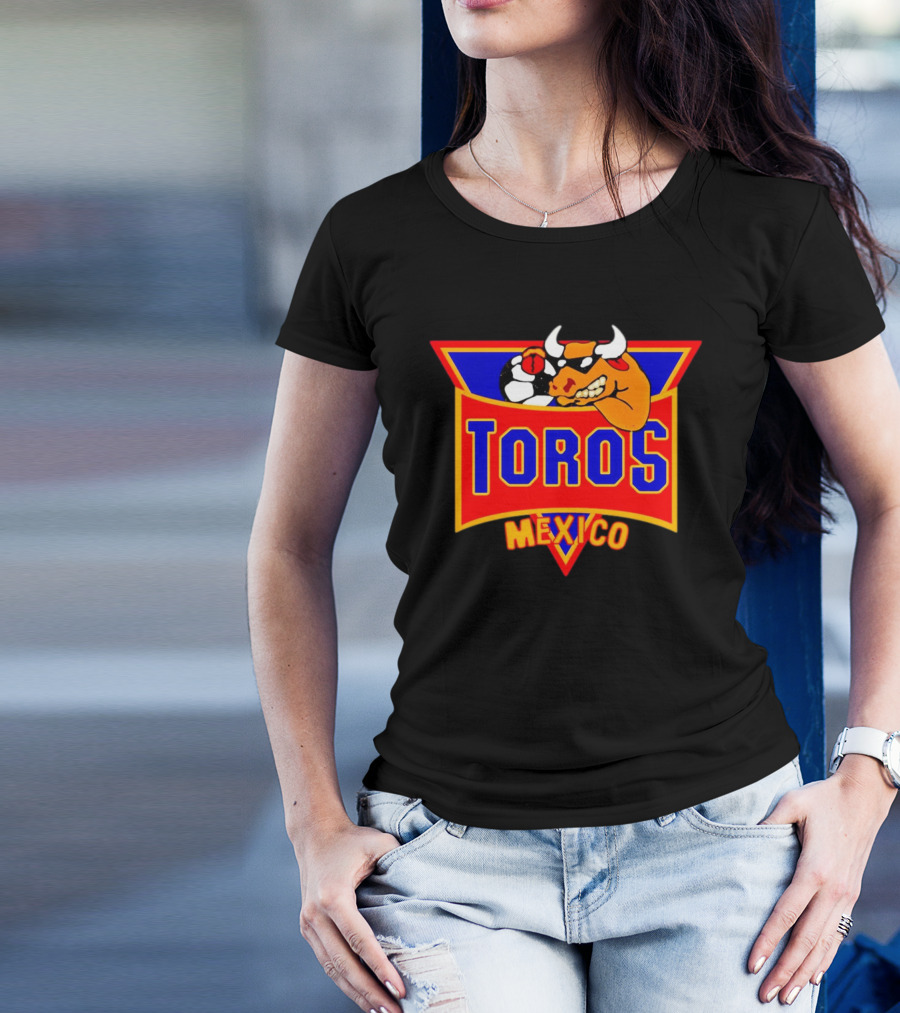 Toros Mexico Soccer Bull Emblem T-Shirt