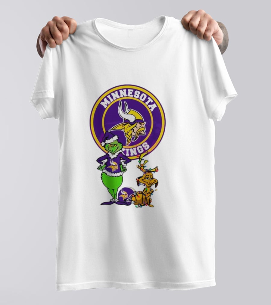 Grinch And Max Minnesota Vikings Christmas Fan Collaboration T-Shirt