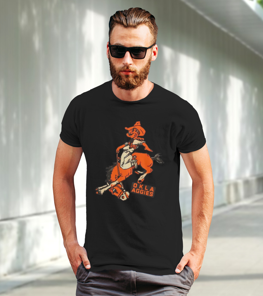 Oklahoma State Okla Aggies Cowboy Riding Horse T-Shirt