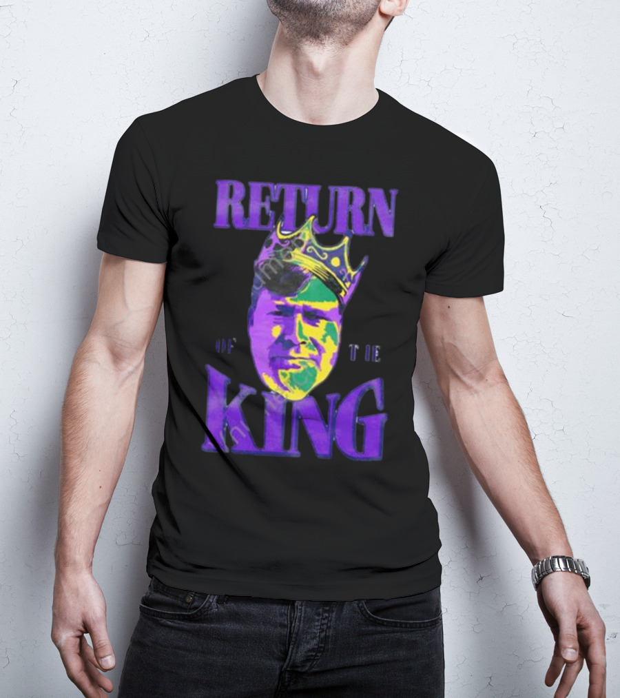 Mintzy Return Of The King Vibrant Portrait With Crown T-Shirt