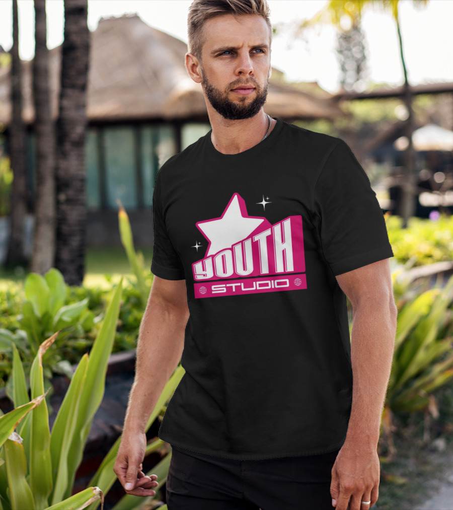 Youth Studio Magenta Y2k Streetwear T-Shirt