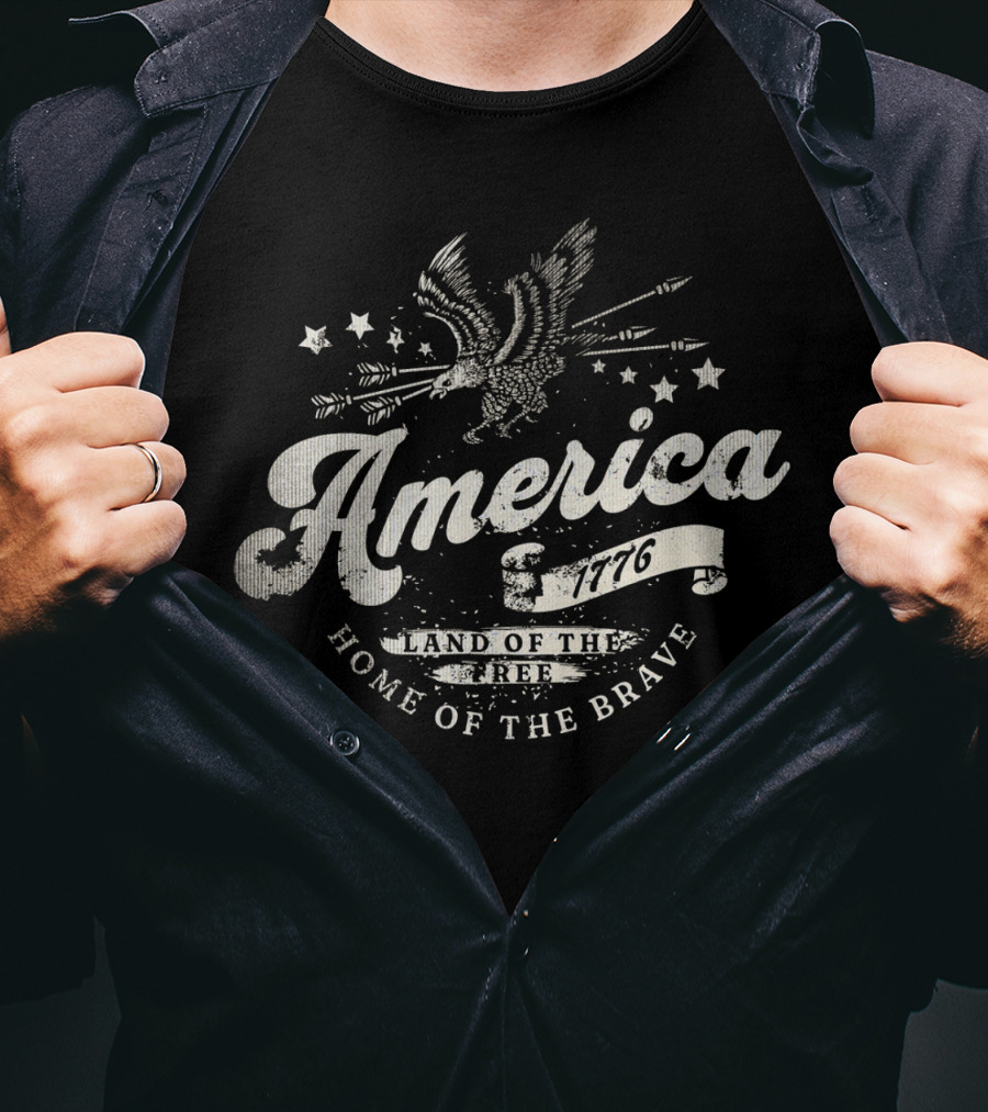 America 1776 Land Of The Free Home Of The Brave Eagle Arrows Stars T-Shirt