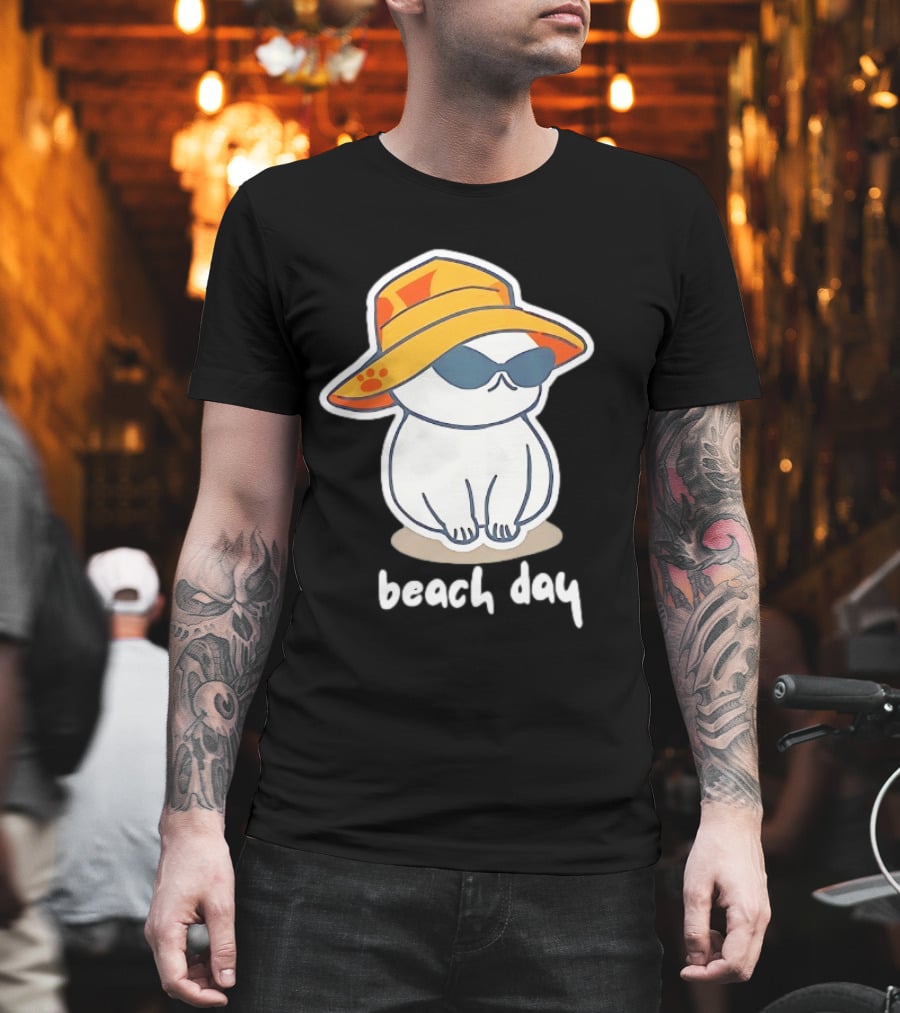 Cat Relaxing In Sunglasses And Hat For A Beach Day T-Shirt