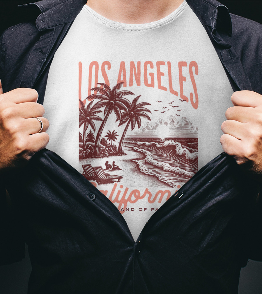 Los Angeles California The Island Of Paradise Vintage Beach T-Shirt