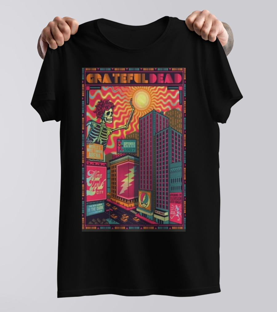 Grateful Dead World’s Most Famous Arena New York City September 15-20 1987 The New Album In The Dark T-Shirt
