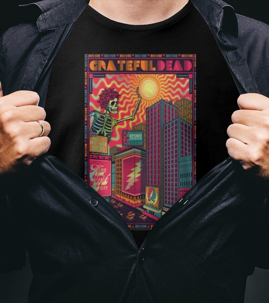 Grateful Dead World’s Most Famous Arena New York City September 15-20 1987 The New Album In The Dark T-Shirt