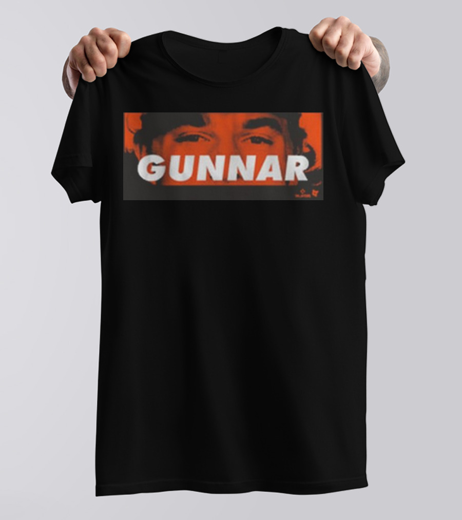 Gunnar Henderson Gunnar Eyes Red Face Close-Up T-Shirt