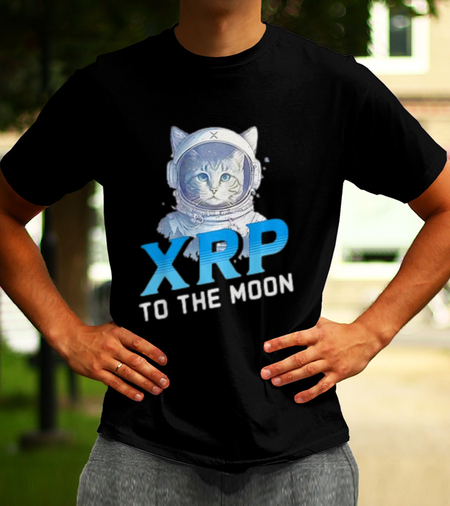 XRP Cat To The Moon Crypto Merchandise Astronaut Helmets T-Shirt