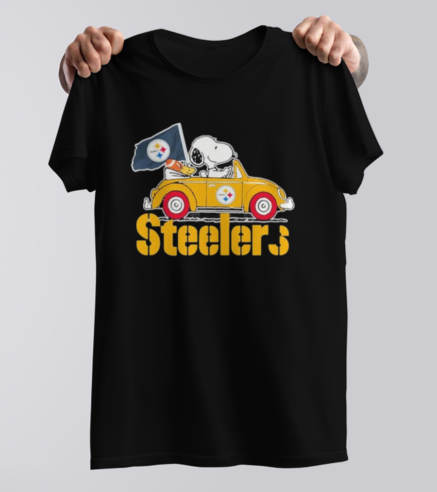 Peanuts Snoopy Woodstock Driving Yellow Car With Steelers Flag T-Shirt