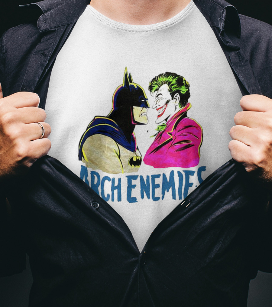 Batman Joker Arch Enemies Comics Face-Off Iconic Showdown T-Shirt