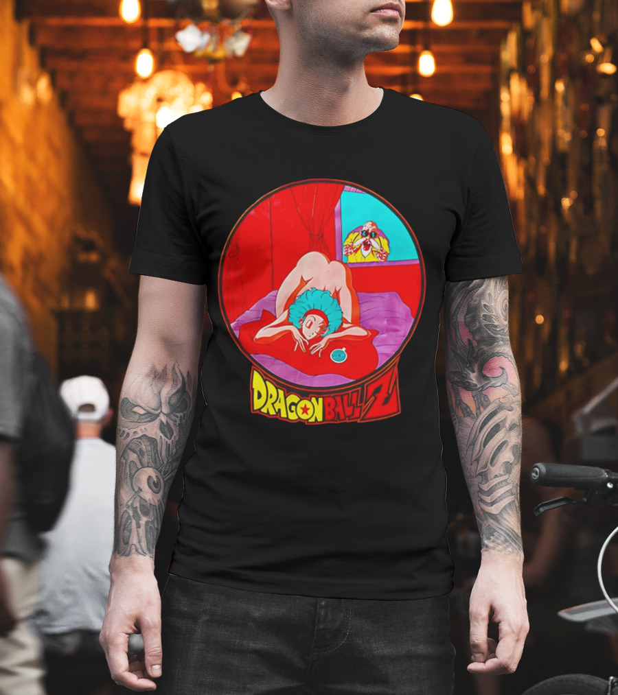 Dragon Ball Z Master Roshi Peeping Vintage Scene With Bulma T-Shirt