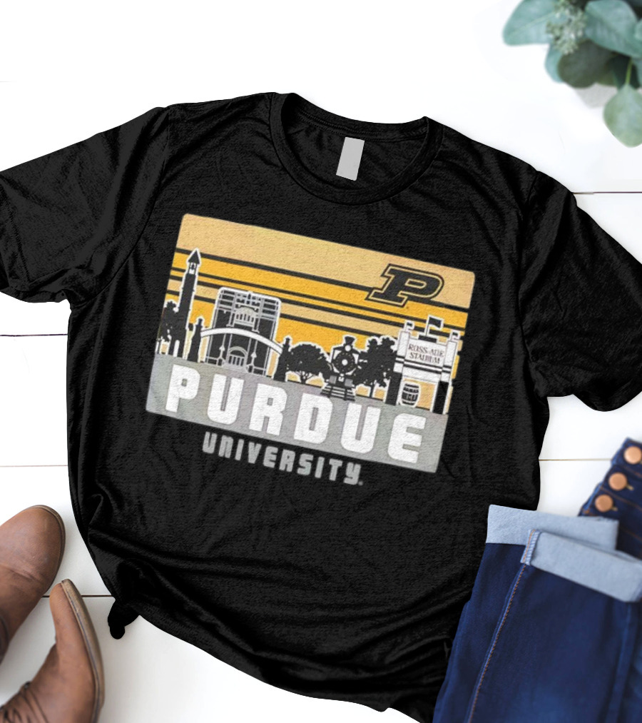 Purdue Boilermakers University Ross-Ade Stadium Campus Skyline Retro T-Shirt