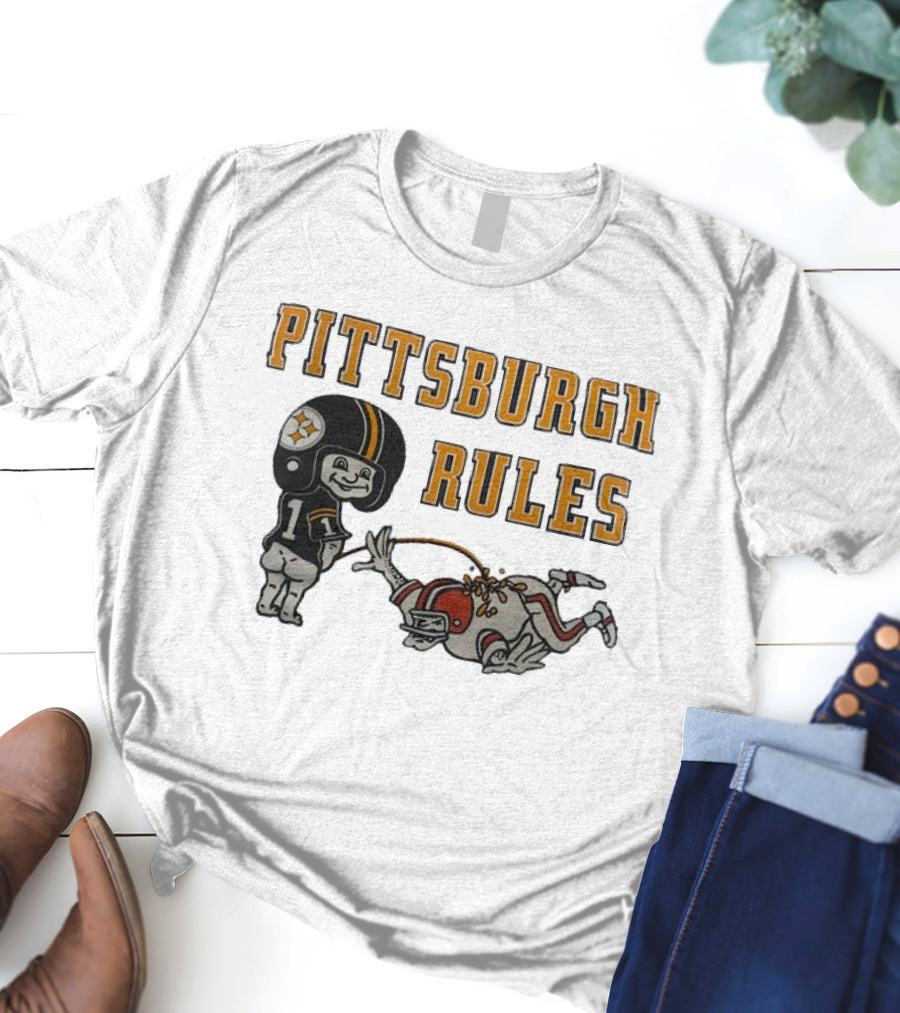 Pittsburgh Rules Steelers Peeing Cleveland Browns T-Shirt