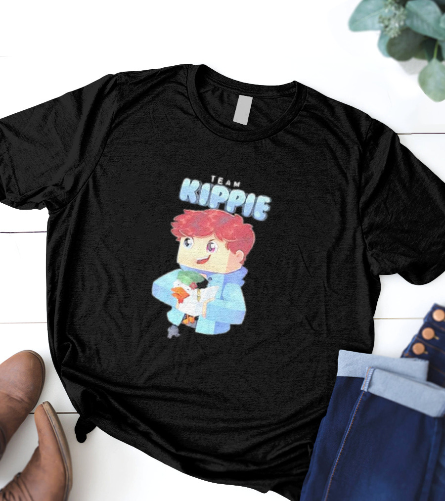 Team Kippie Cartoon Pixel Art Character With Pet Chicken T-Shirt