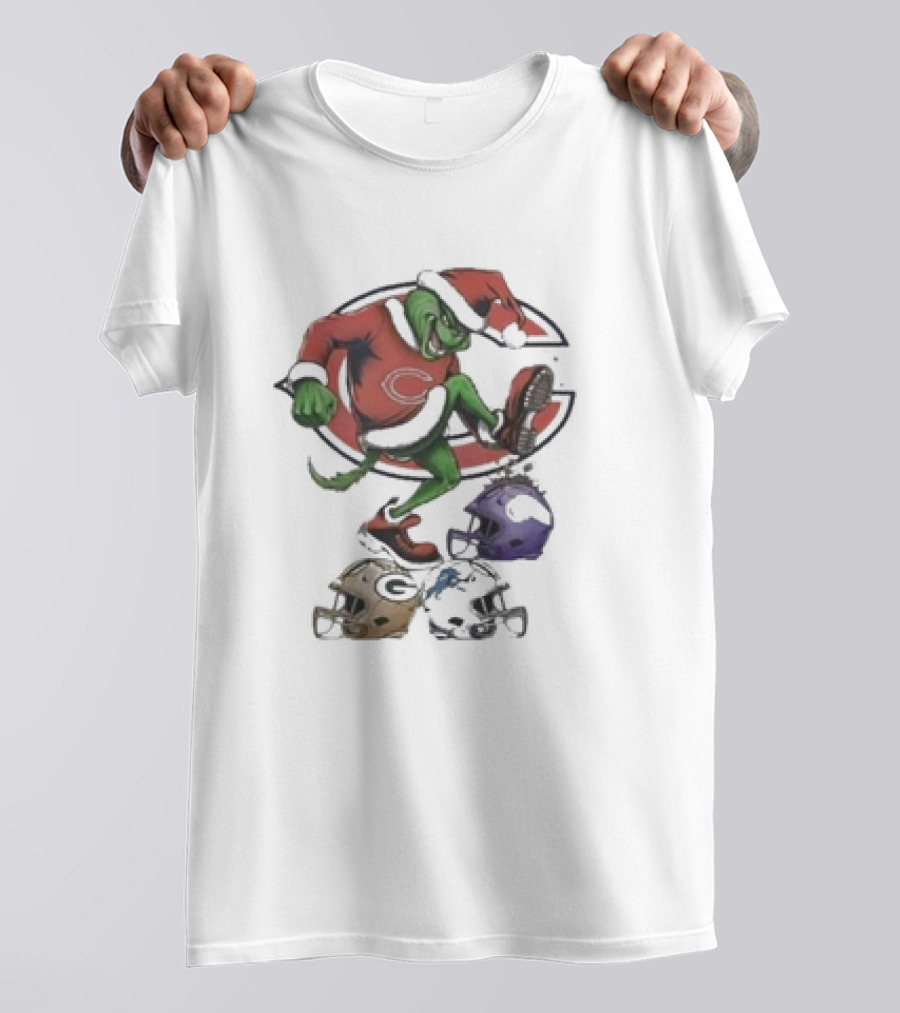 Grinch Christmas Chicago Bears Crush NFC North Rivals Helmets T-Shirt