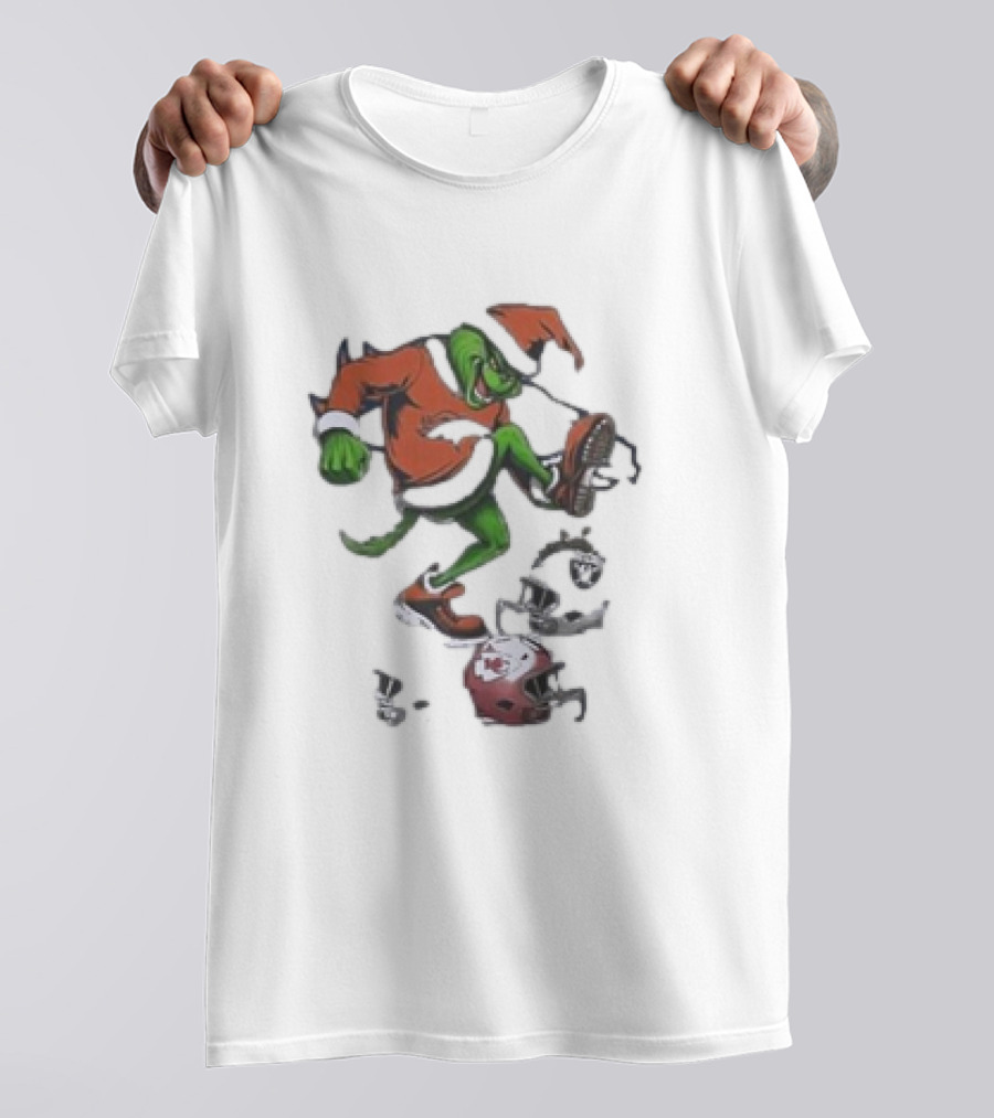 Grinch Christmas X Denver Broncos Stomps Kansas City Chiefs NFL Helmets T-Shirt