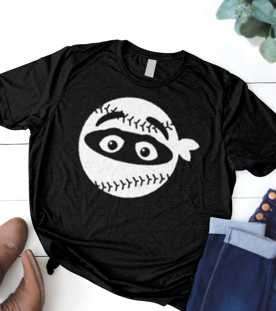 New York Mets Baseball Pitching Ninja Grimace T-Shirt