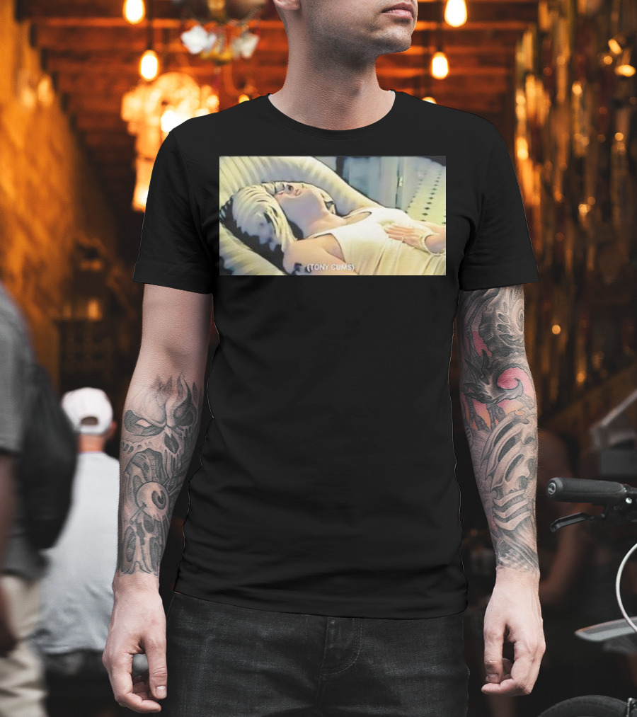 Tony Cums Retro Vintage Scene T-Shirt
