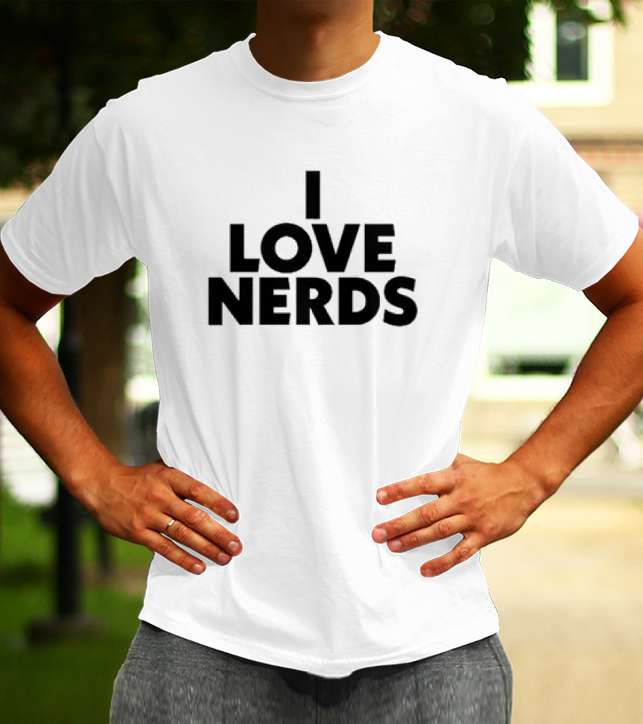 I Love Nerds Kim Kardashian Wearing T-Shirt