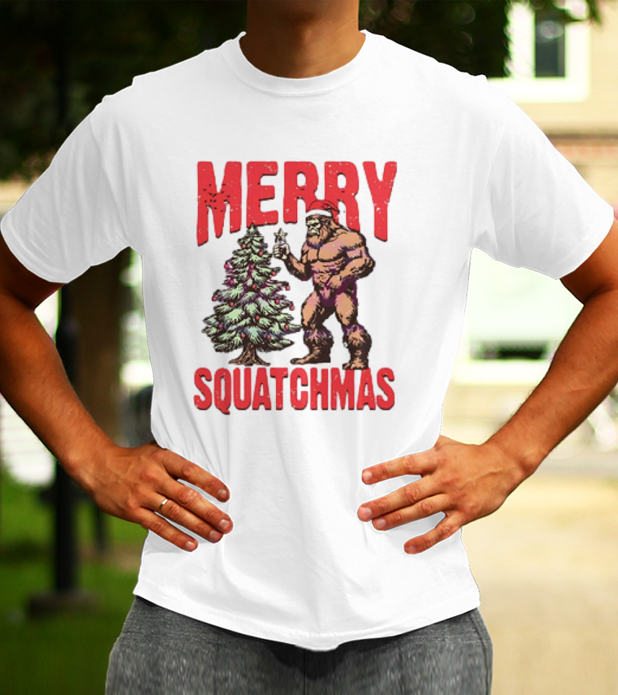 Merry Squatchmas Bigfoot Santa Hat Christmas Tree T-Shirt