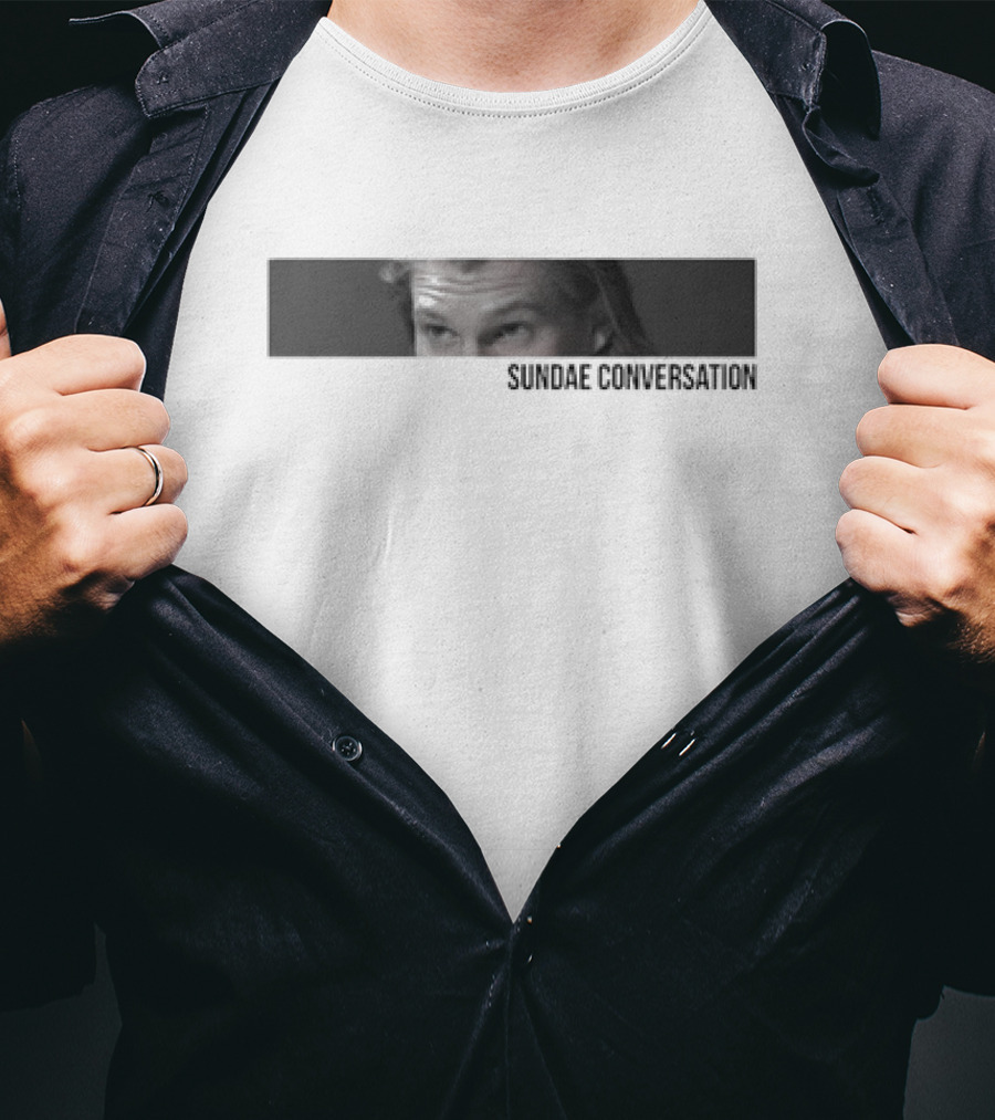 Sundae Conversation Eyes Peeking Expression T-Shirt
