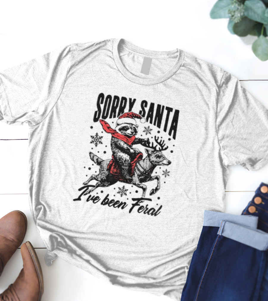 Sorry Santa I've Been Feral Retro Christmas Funny Raccoon Santa Hat T-Shirt