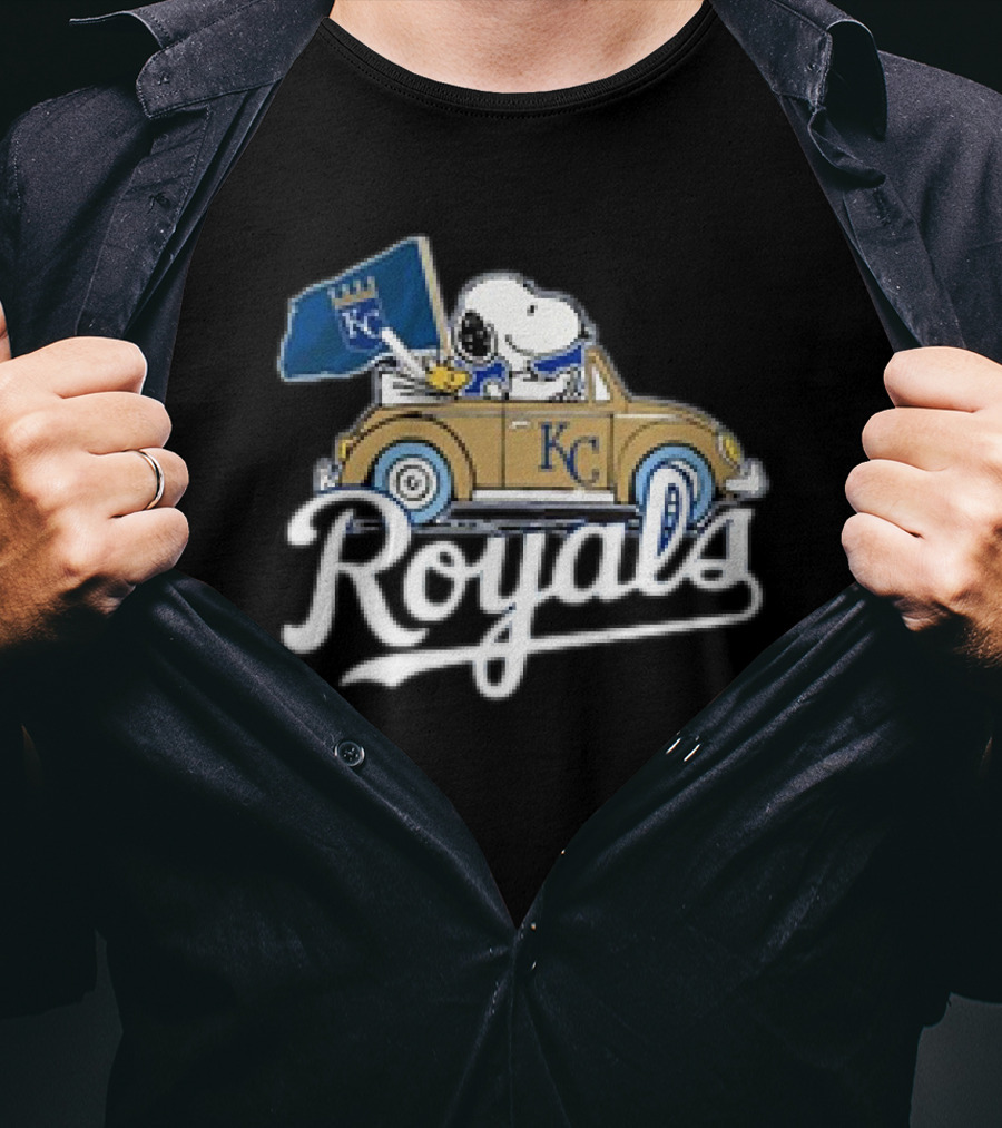 Kansas City Royals Snoopy Woodstock Car KC Flag T-Shirt