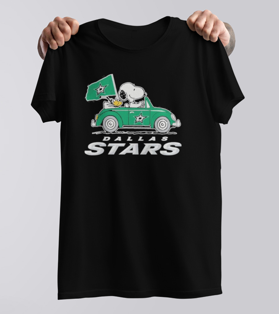 Snoopy And Woodstock Driving Green Car With Dallas Stars Flag T-Shirt