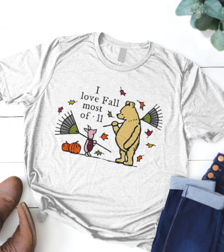 I Love Fall Most Of All Winnie The Pooh Piglet Raking Leaves Pumpkins T-Shirt