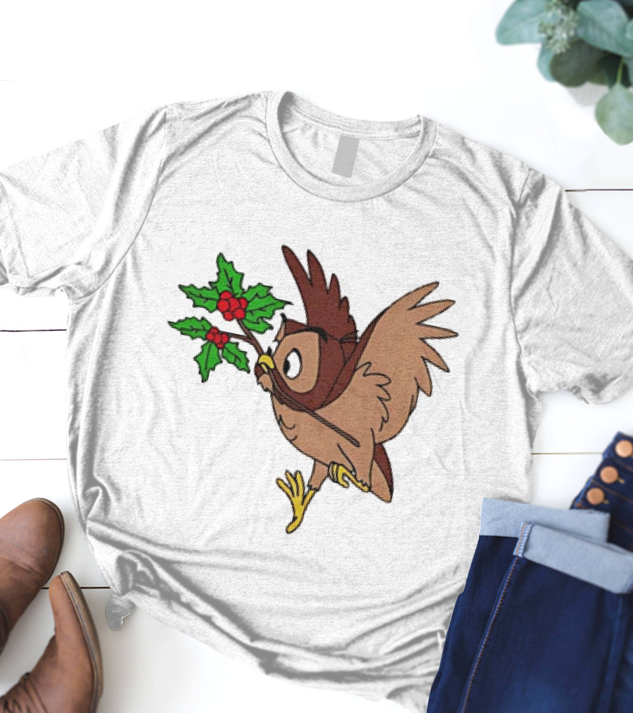 Owl With Holly Branch Festive Christmas Classic T-Shirt