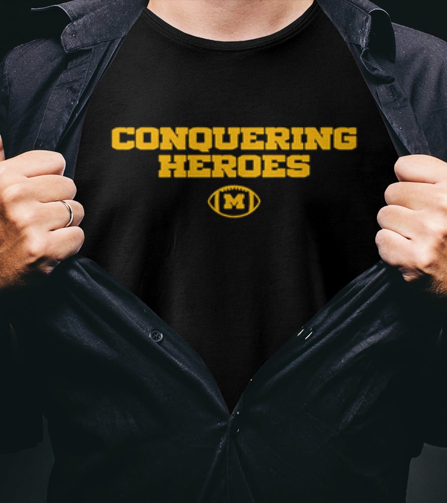 Dave Portnoy Wearing Conquering Heroes Michigan Wolverines M Logo Football T-Shirt