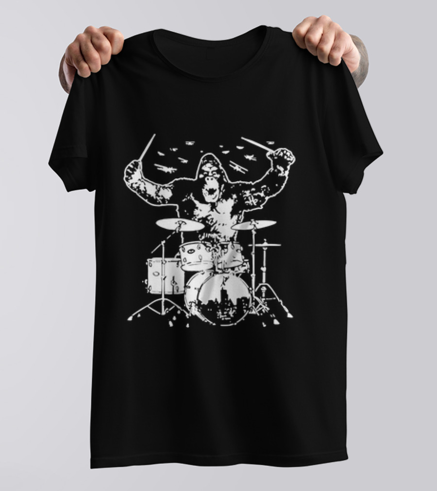 Gorilla King Kong Iconic Drumming Scene With Helicopters And City Skyline T-Shirt