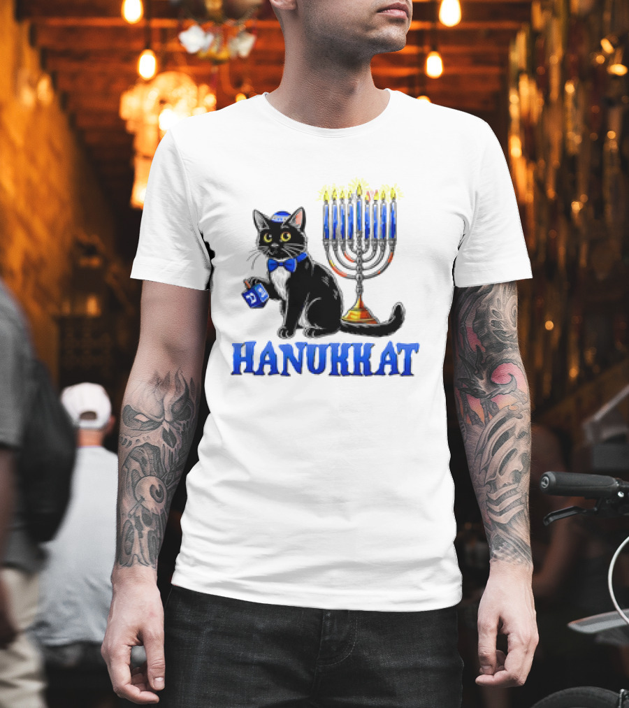 Hanukkat Cute Happy Hanukkah Jewish Cat Menorah Chanukah T-Shirt
