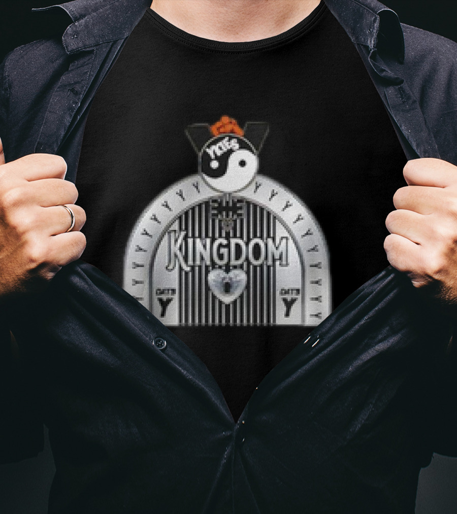 The Keys Yin Yang Crown Kingdom Dats Y I Got The Keys Black T-Shirt