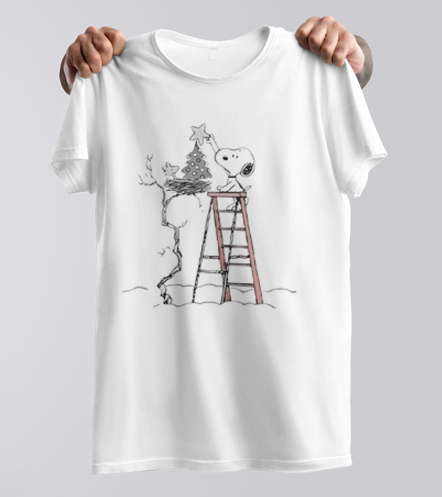 Snoopy And Woodstock Christmas Tree Decorating On Ladder Winter Scene T-Shirt