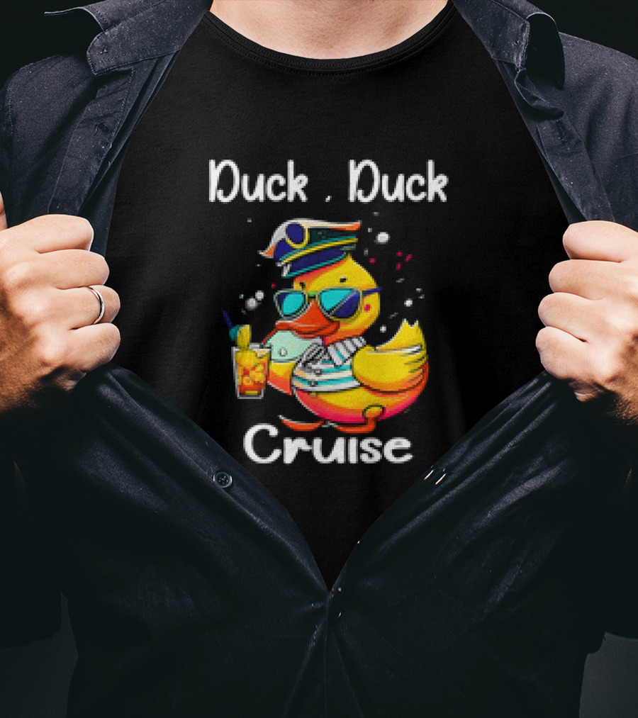 Duck Duck Cruise Family Cruising Matching Squad Captain Duck With Drink And Sunglasses T-Shirt