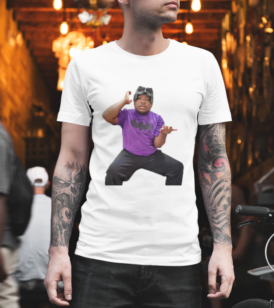 Darius Tiktok Autism Irisa Classic Batman Mask And Pose T-Shirt