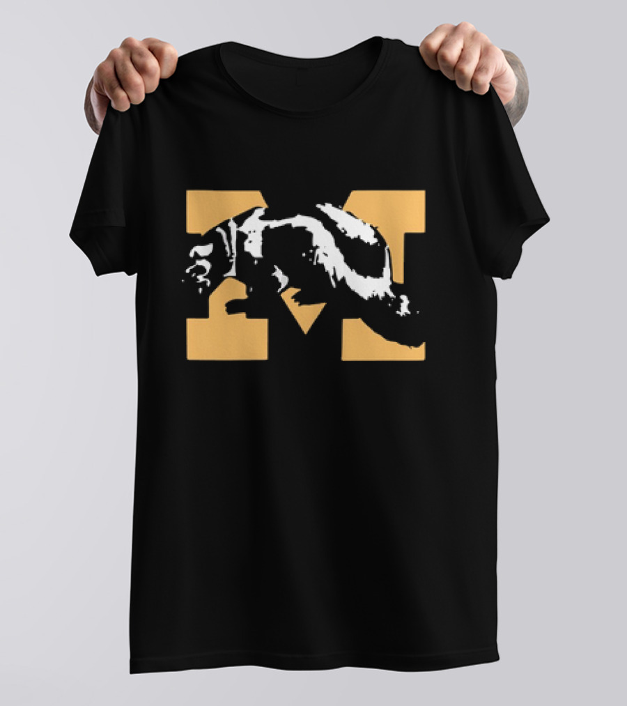 Michigan Wolverines Vintage Mascot M T-Shirt