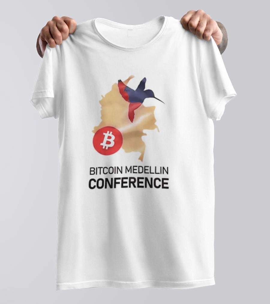 Bitcoin Medellin Conference Colombia Map Hummingbird T-Shirt