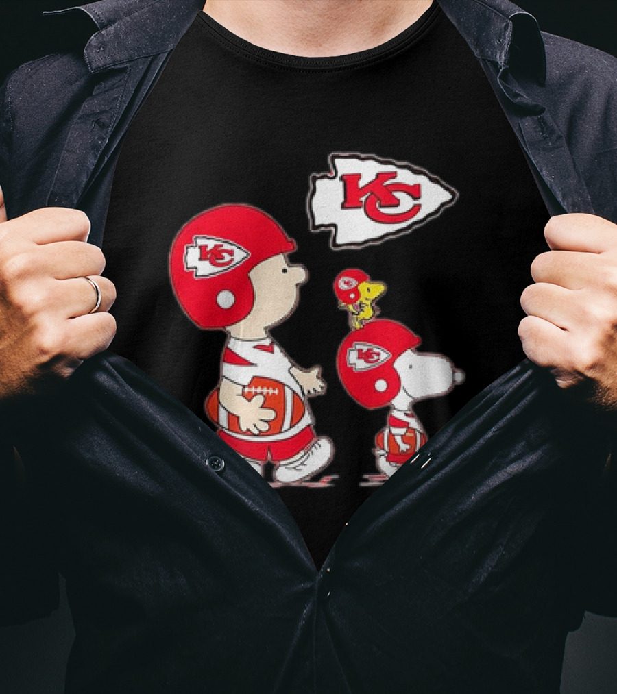 Peanuts Characters In Kansas City Chiefs Football Gear With KC T-Shirt
