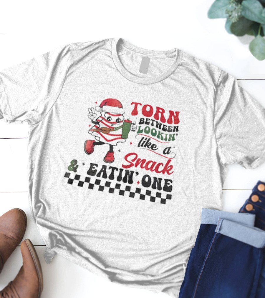 Torn Between Lookin’ Like A Snack And Eatin’ One Christmas Santa Checkered T-Shirt