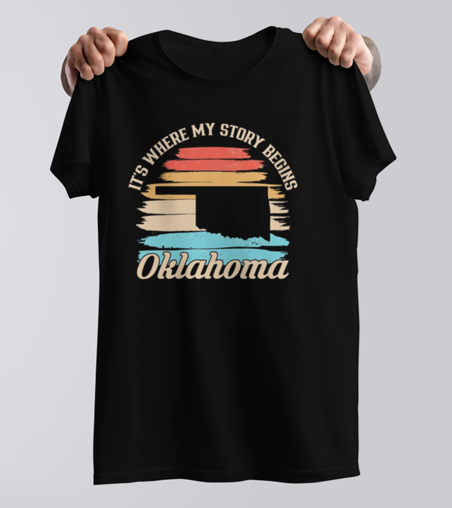 It's Where My Story Begins Oklahoma Map Vintage Retro Stripes T-Shirt