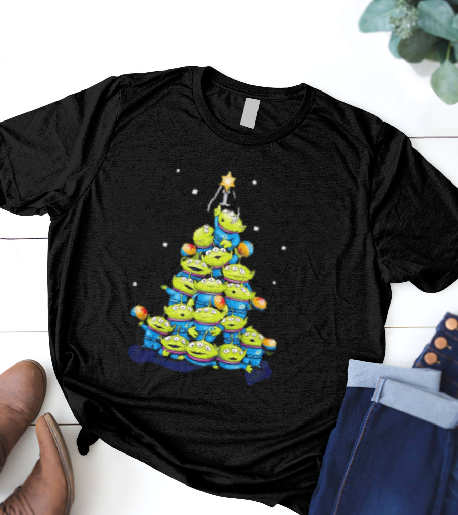 Aliens From Toy Story Forming Christmas Tree Tower With Star And Snowflakes T-Shirt