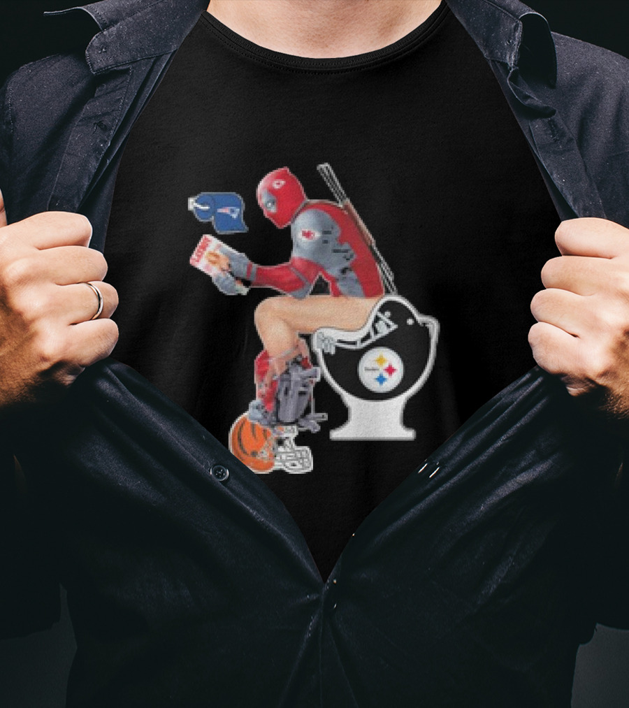 Deadpool On Toilet With Pittsburgh Steelers Bowl And Other NFL Team Helmets Including Kansas City Chiefs And New England Patriots T-Shirt