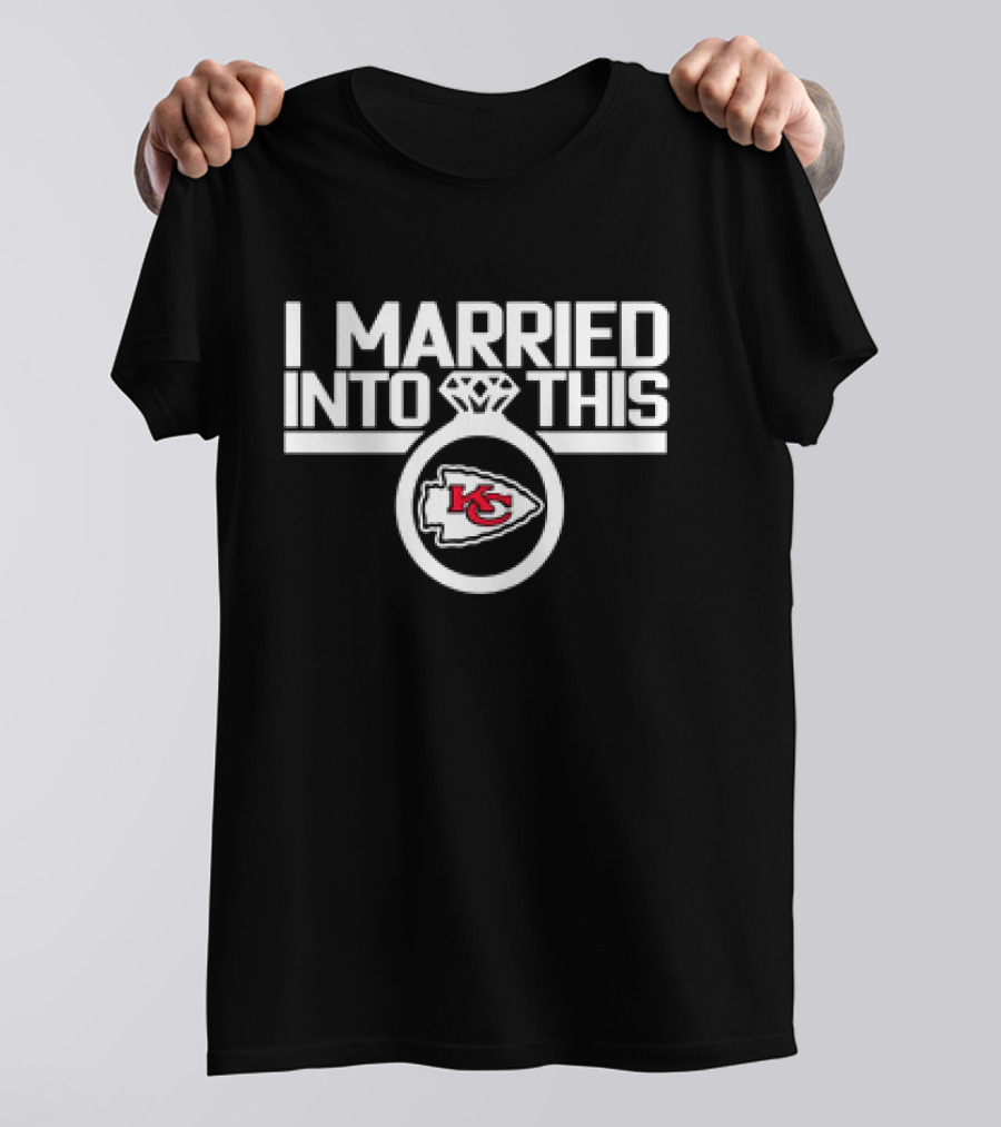 I Married Into This Kansas City Chiefs Logo Ring T-Shirt