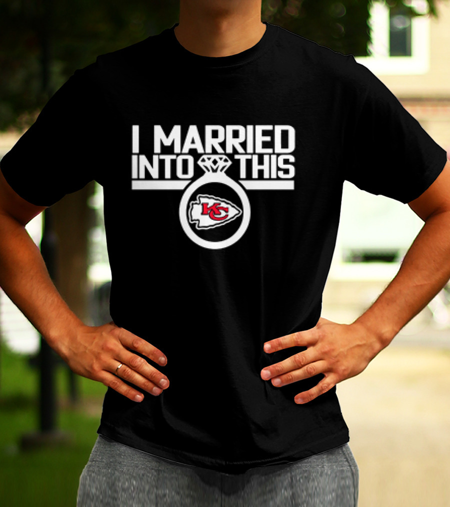 I Married Into This Kansas City Chiefs Logo Ring T-Shirt